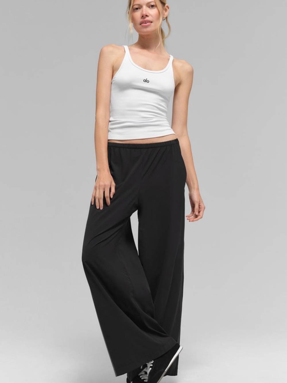 Alo Breezy Wide Leg Pant Small NWOT